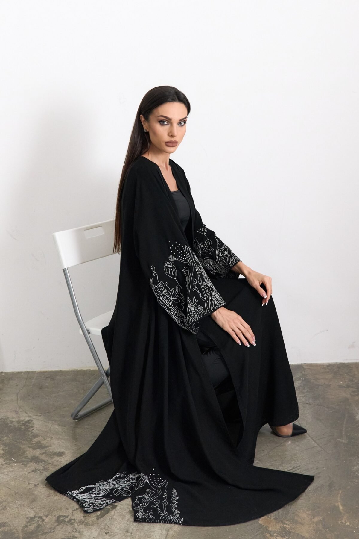 CRYSTAL QUEEN - Image 2